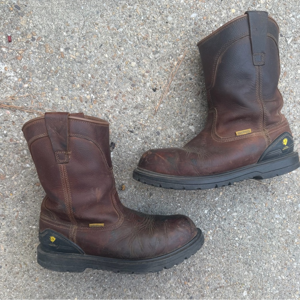 Durable Brown Leather Men's Boots